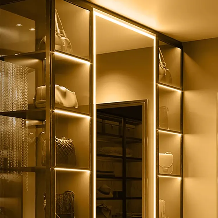 Anti-Glare Plastic LED Cabinet Light 7W 12V