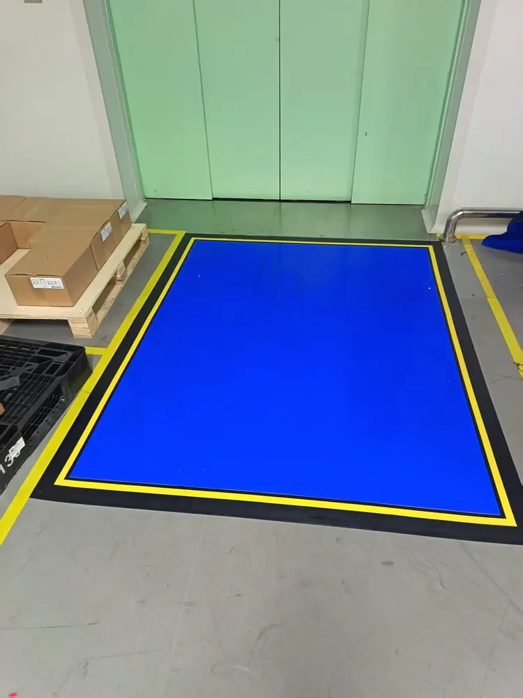 Adhesive Dust-Removal Floor Mat With Rubber Backing