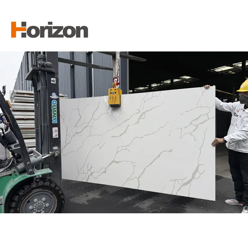 White Engineered Quartz Slab With 93% Natural Quartz Content