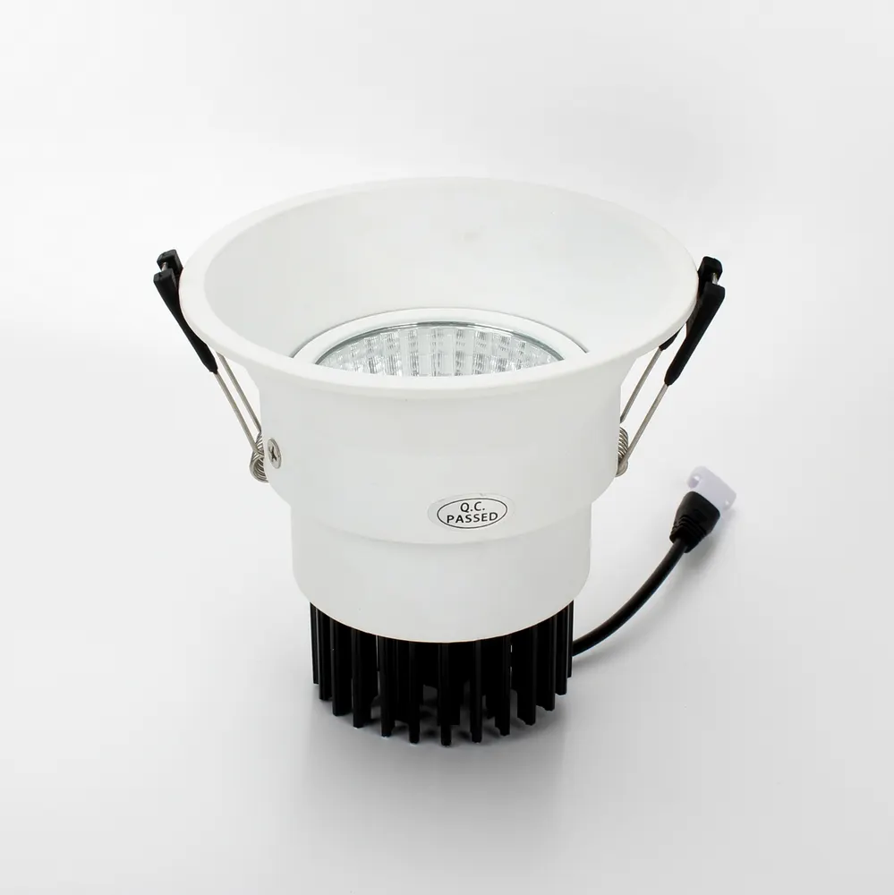 Anti-Glare Adjustable Recessed LED Downlight 6-30W