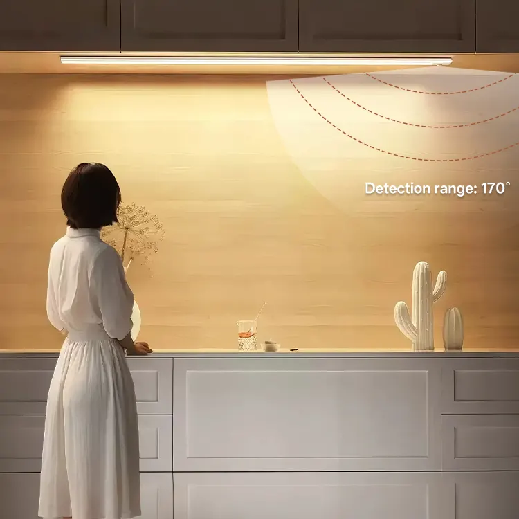 Motion-Sensor Rechargeable Aluminum LED Cabinet Light 0.6-2.5W
