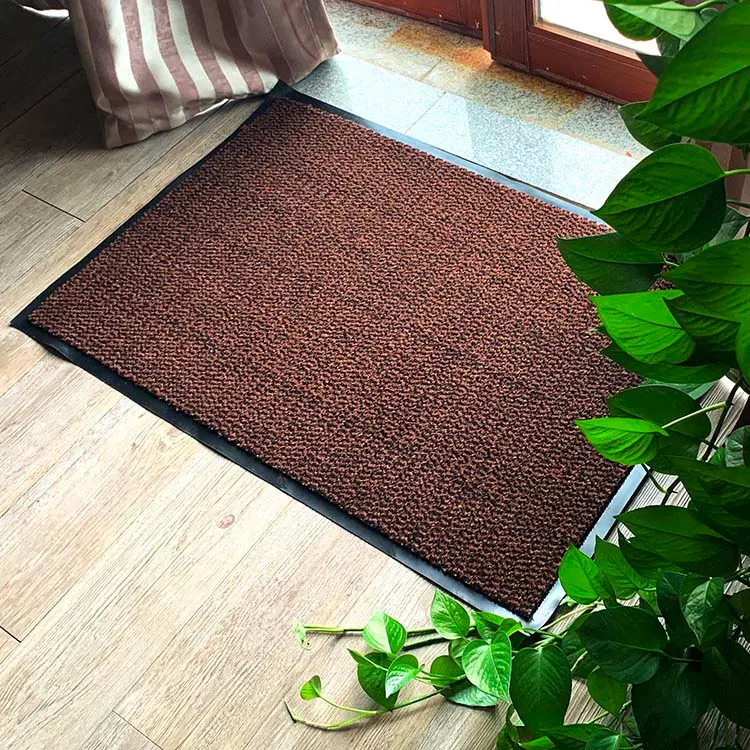 Cut-Pile Polypropylene Floor Carpet 40x60cm With PVC Backing
