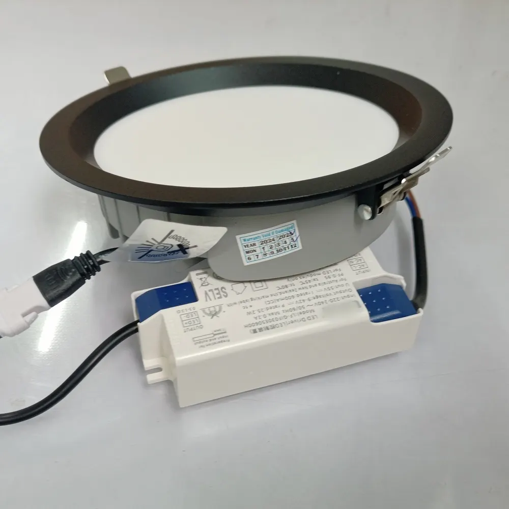 Slim Dimmable Recessed LED Downlight 7-10W IP44 3CCT Selectable product sample