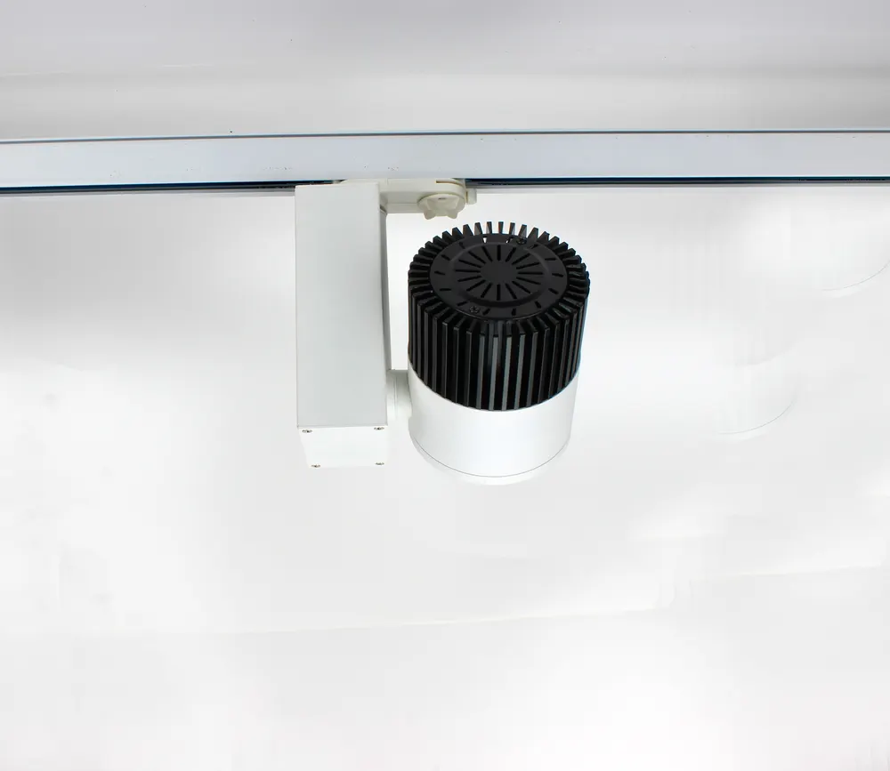 Anti-Glare Aluminum LED Track Spotlight Black/White 10-50W 110V/220V