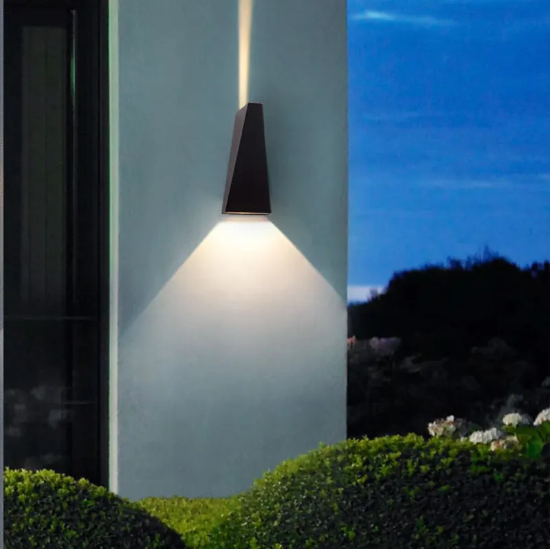 Aluminum LED Wall Light For Indoor Lighting