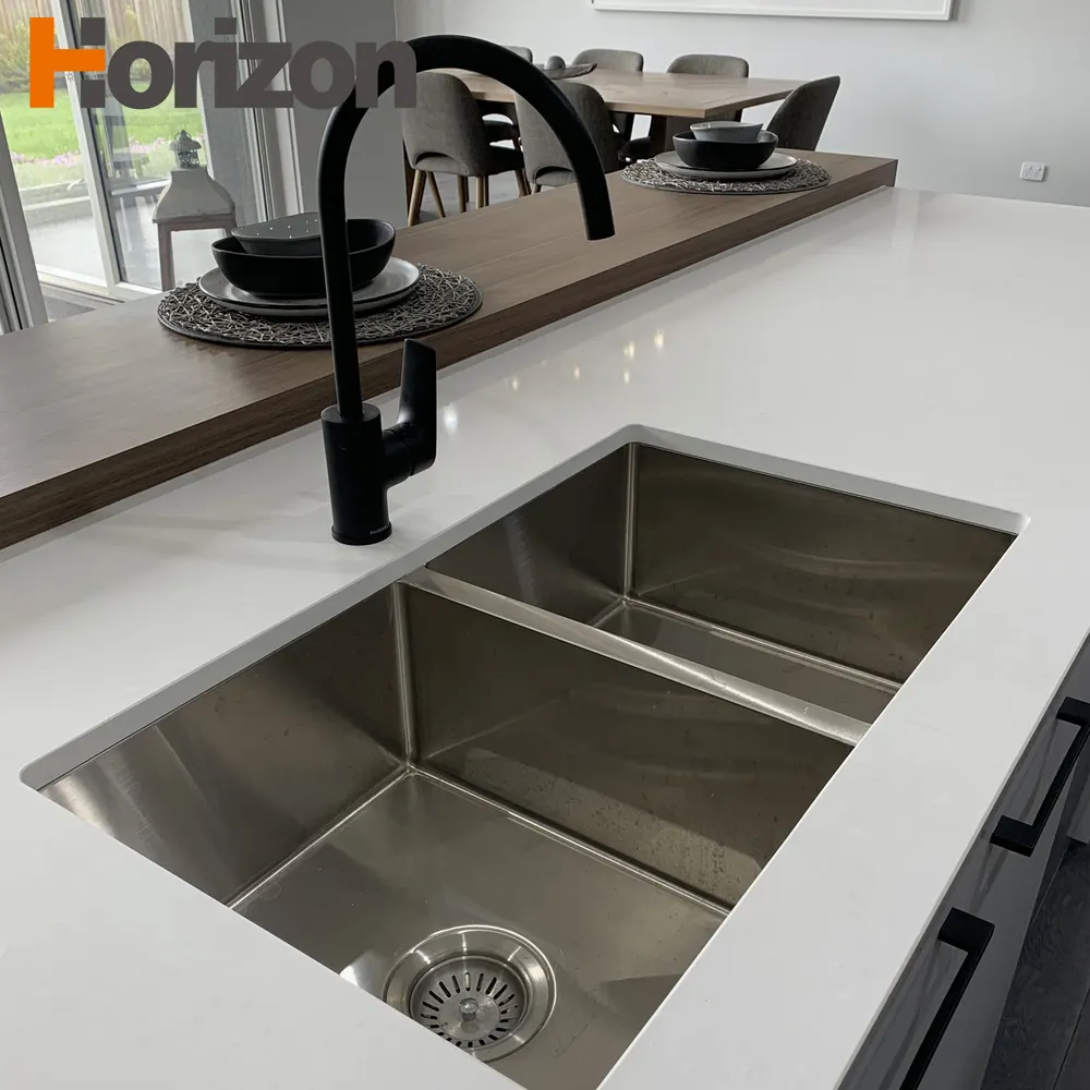 White Engineered Quartz Slab 3200x1600mm