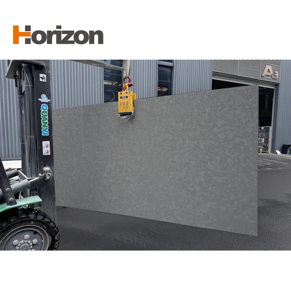 Calacatta Gray Engineered Quartz Slab for Countertops