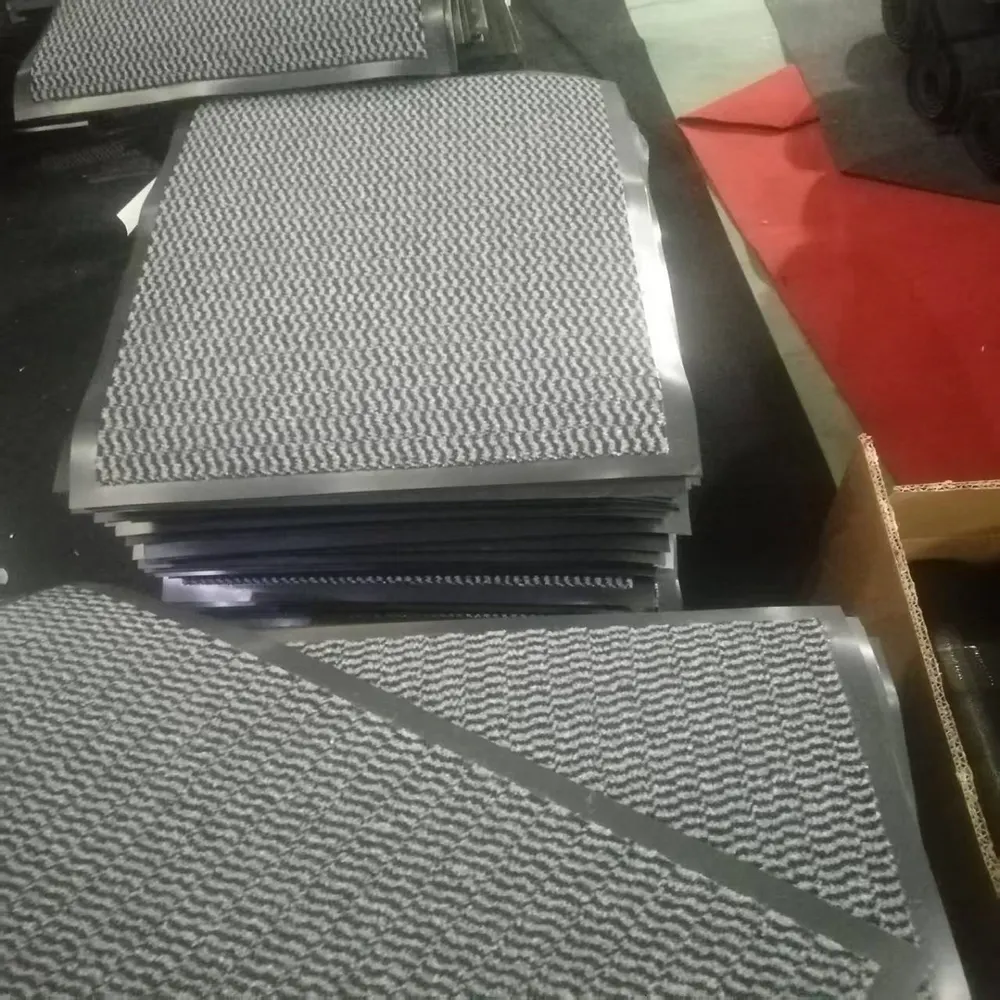 Cut-Pile Polypropylene Carpet Roll With TPR Backing