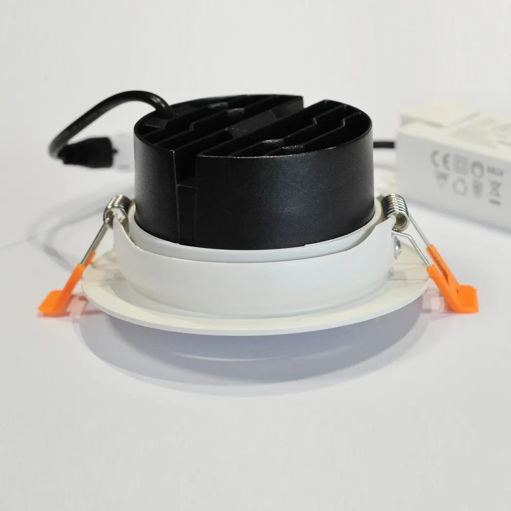 Adjustable Dimmable Recessed LED Downlight 5-15W product sample
