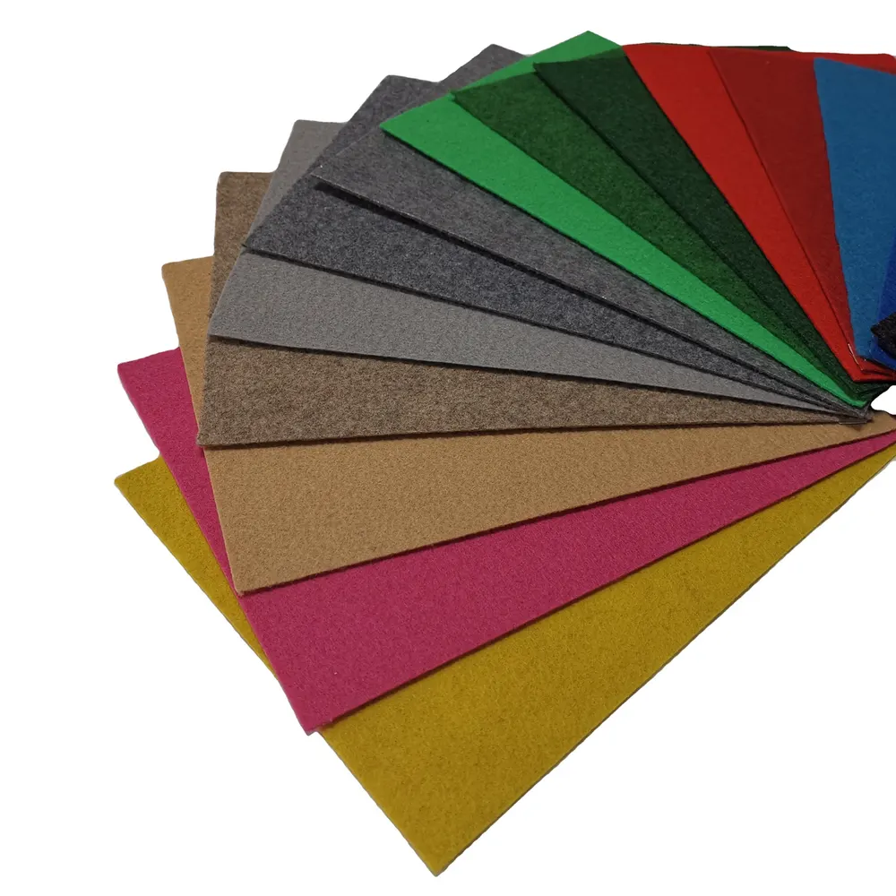 White/Red Polyester Exhibition And Event Carpet 1-4mm Thick
