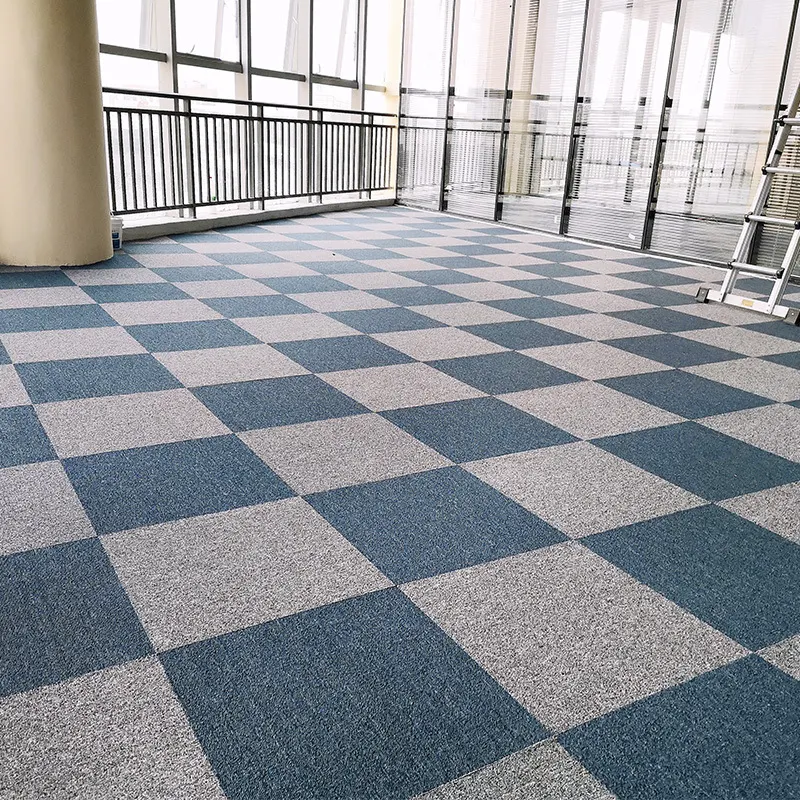 Tufted Polypropylene/Nylon Carpet Tile 50x50cm