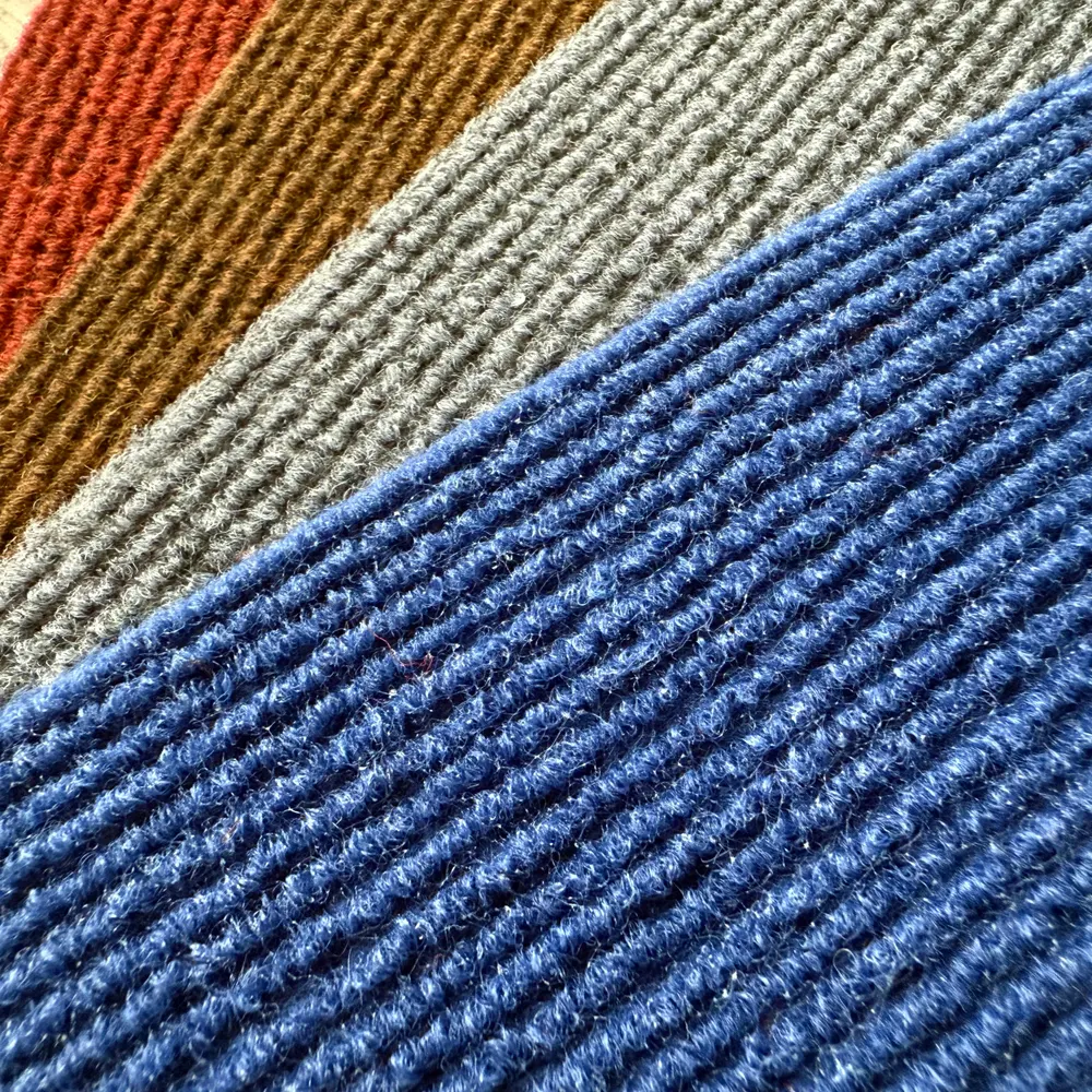 Ribbed White Polyester Exhibition And Event Carpet