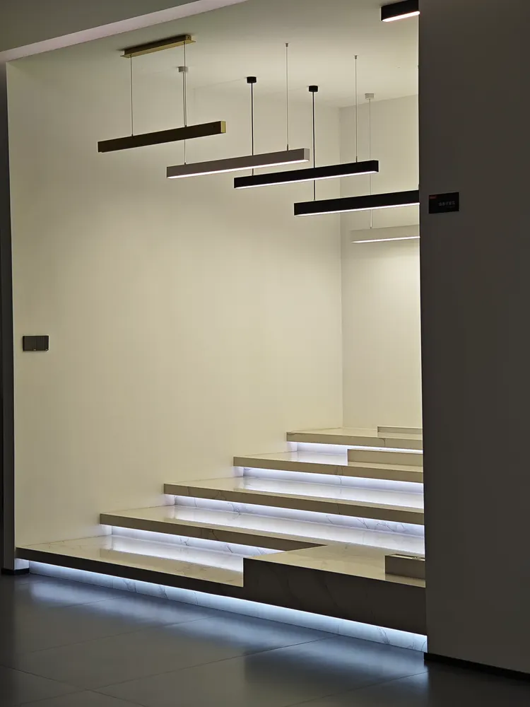Aluminum Linear LED Pendant Light 20-50W