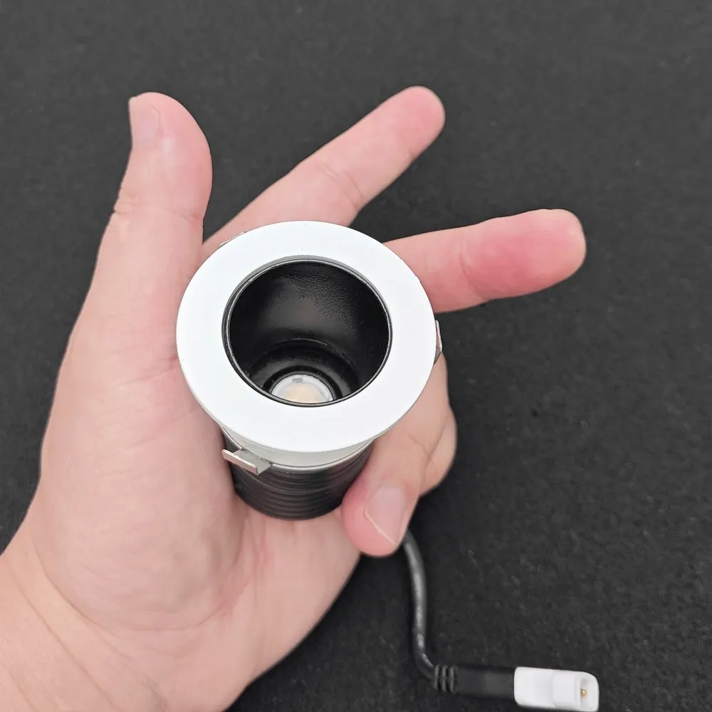 Anti-Glare Recessed Aluminum COB LED Downlight 8W product sample