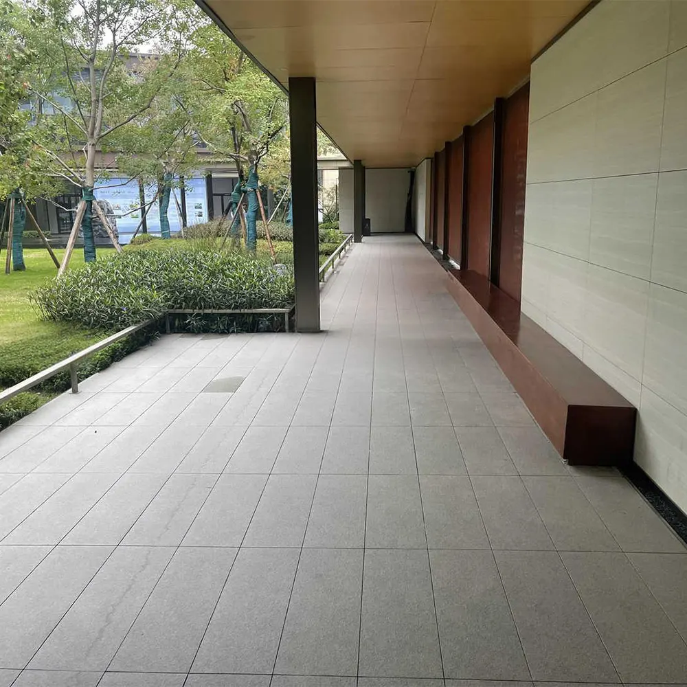 Non-Slip Stone-Look Porcelain Outdoor Tile 600x600mm