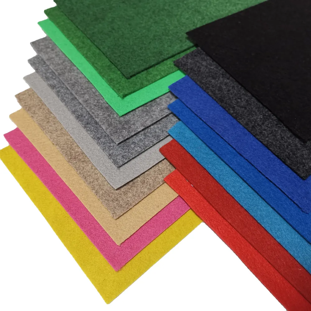 White/Red Polyester Exhibition And Event Carpet 1-4mm Thick